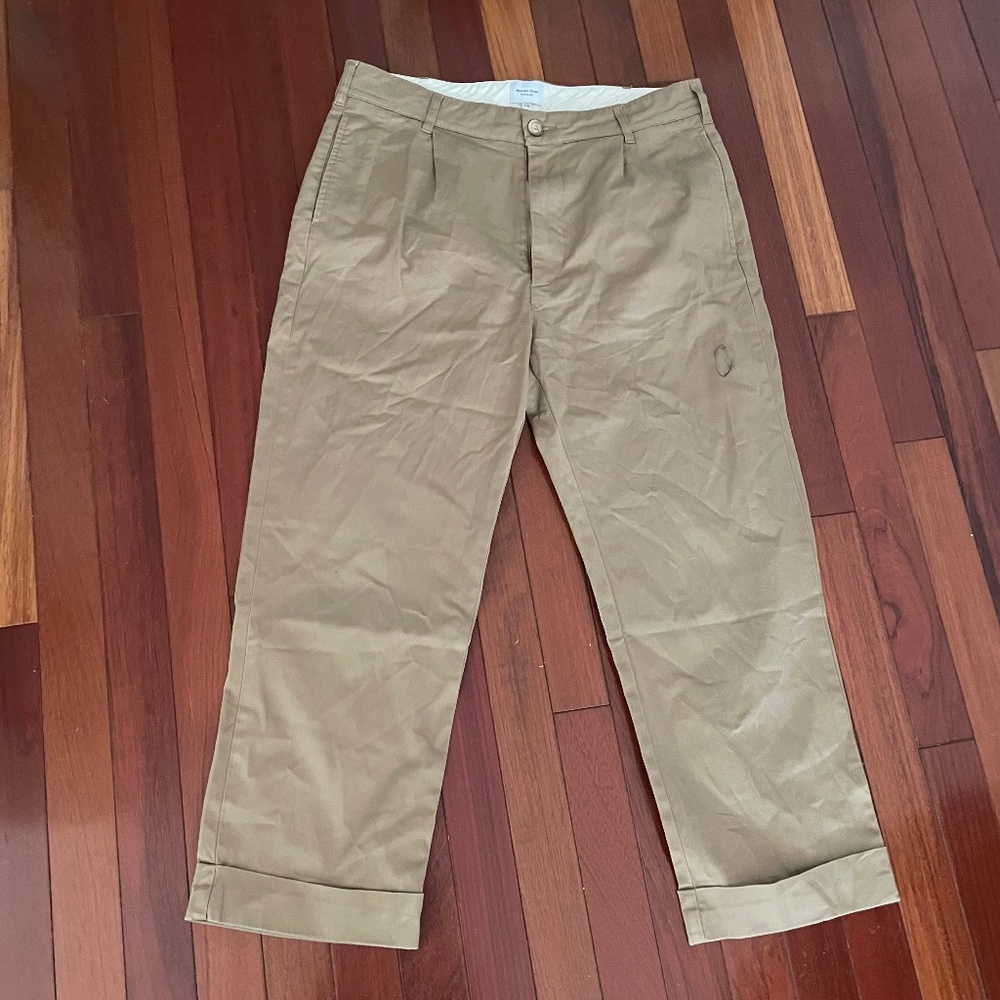 Italian brand pants —WOODEN